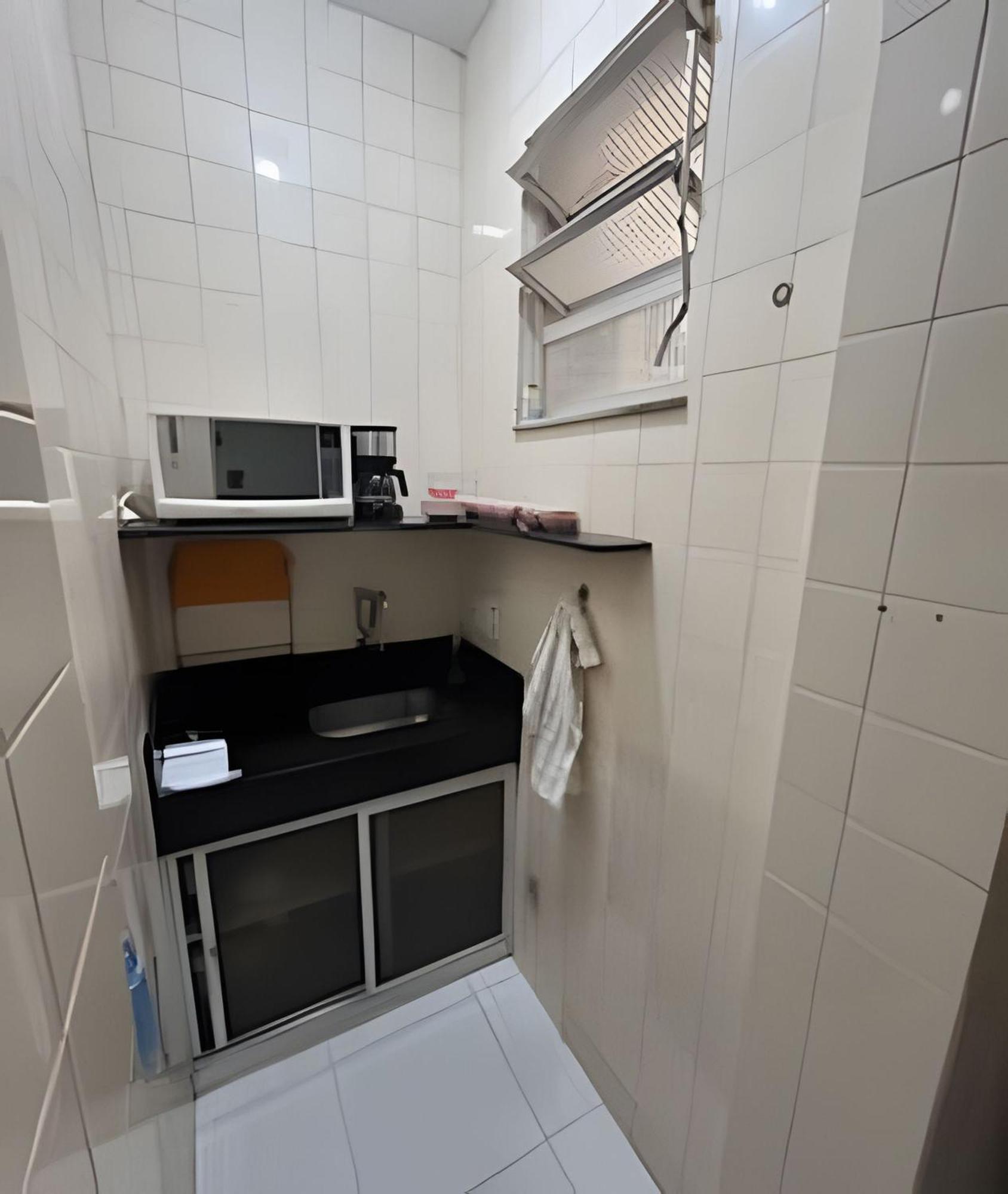 Appartement Em Copacabana A 100 Metros Da
